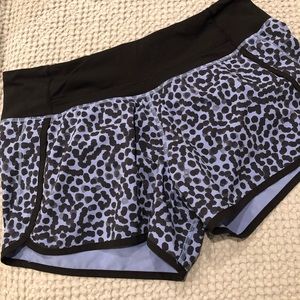 Lulu lemon 🍋 shorts size 8